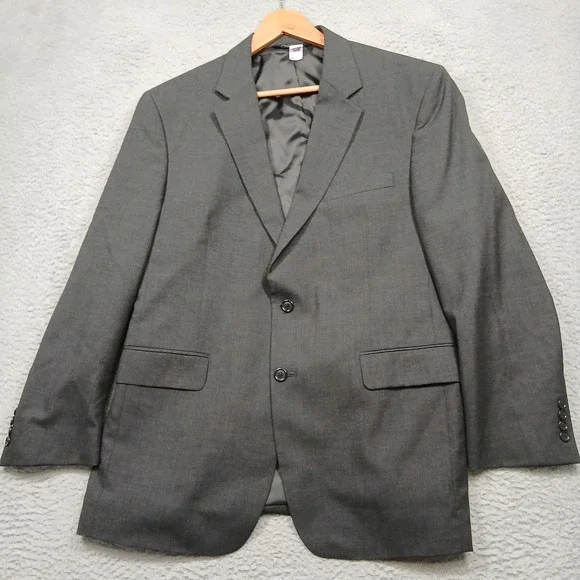 Jos A Bank Classic Collection Men's 44R‎ Gray Wool Suit 2-Button 38x30 Pants